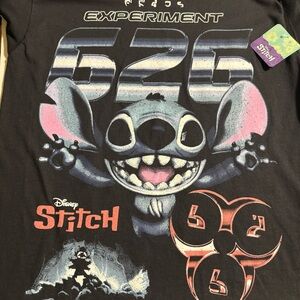 Disney Stitch Mens Graphic T-Shirt
Size Large, Brand New with Tags
Medium